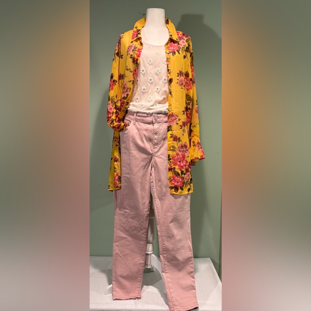 Floral Yellow Blouse with Pink and Brown Accents - Picture 5 of 9